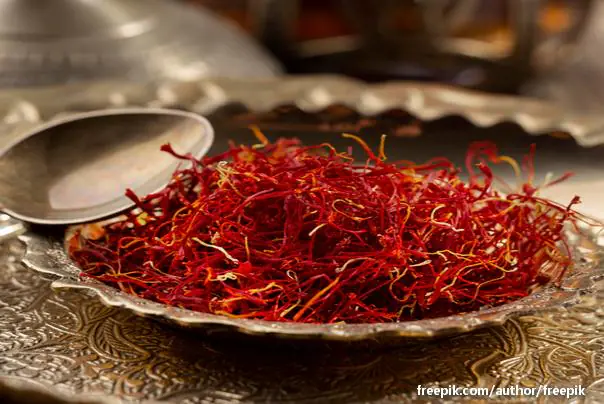 Persijski &scaron;afron