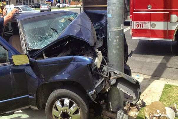 Ilustracija: automobil sudar