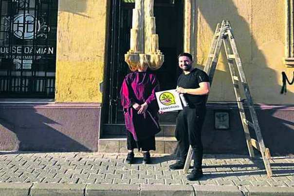 najviša frizura na svetu 3 metra ginisov rekord novosađanin Mario