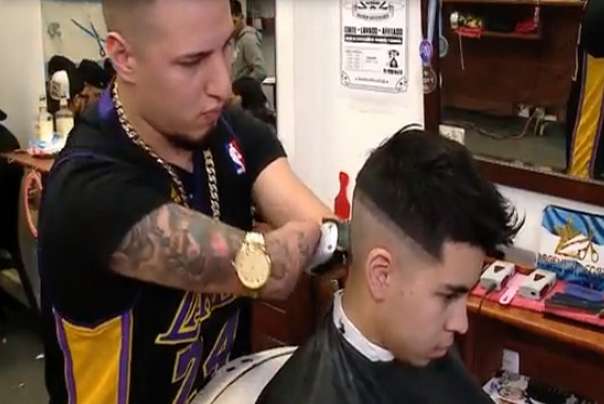 frizer bez ruku Gabriel