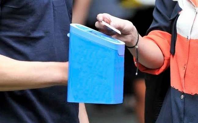 Ilustracija:kutijica placanje