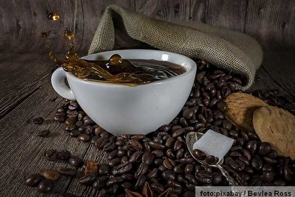 Ilustracija: šoljica kafe