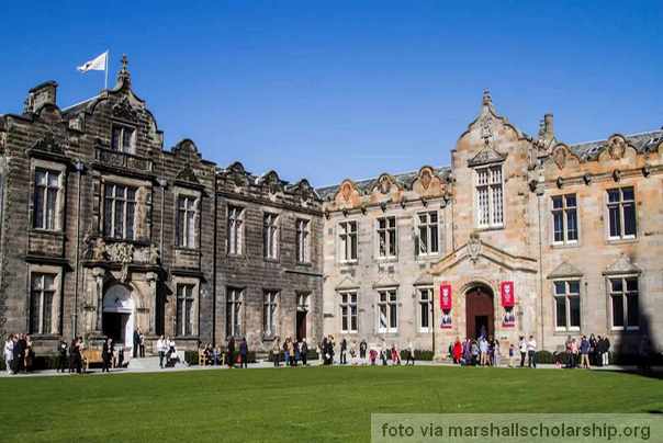 Univerzitet st Andrews u Škotskoj