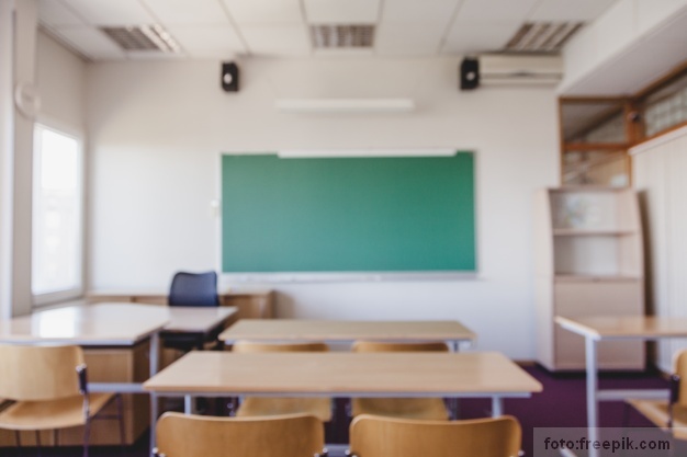 Ilustracija:prazna učionica