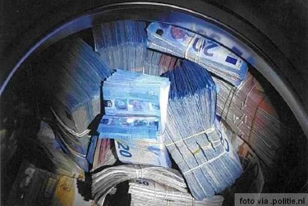 ve&scaron; ma&scaron;ina novac