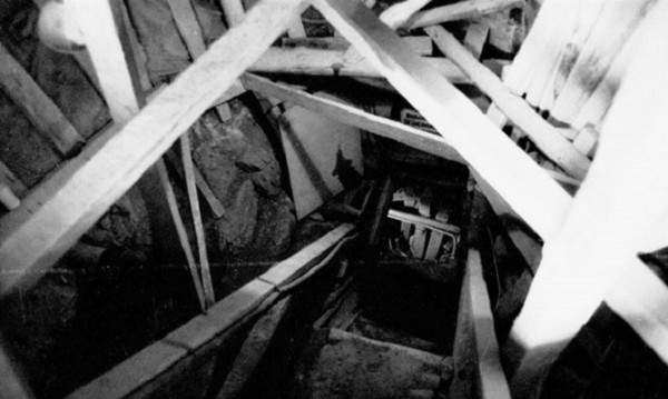 caričina rupa ulaz originalana slika caričina rupa ulaz originalana slika