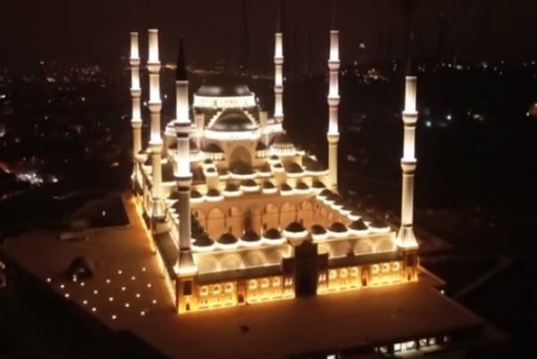 džamija Čamlidža njaveća u turskoj