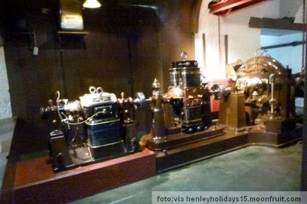 Originalni cilindri ma&scaron;ina hidroelektrane