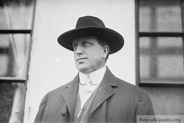 Vilijam Randolf Herst je preneo ceo manastir brodom u SAD Vilijam Randolf Herst je preneo ceo manastir brodom u sad foto:WIKIMEDIA