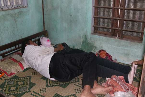 Le Van sa pokojnom suprugom