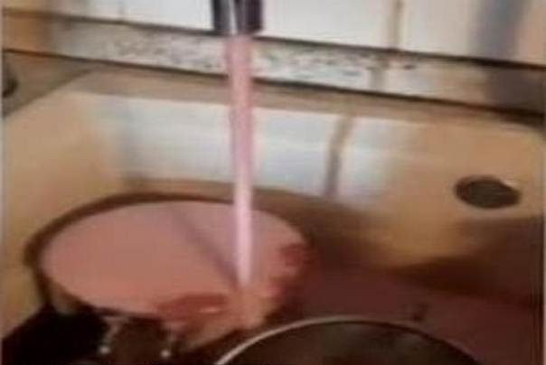 vino iz slavine italija