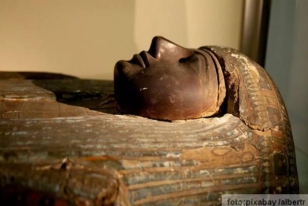 egipatska mumija