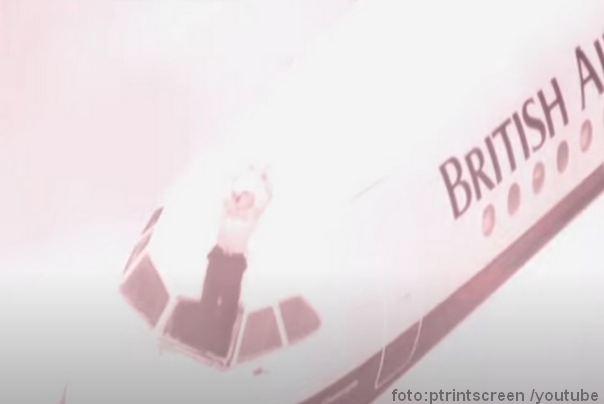 pilot isisan iz aviona