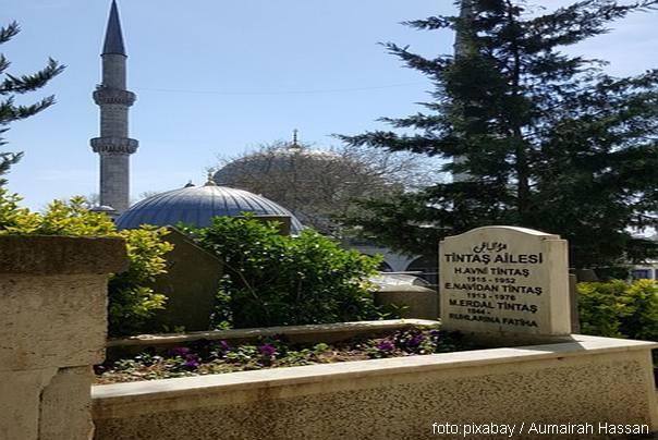 Ilustracija: običan grob Turska