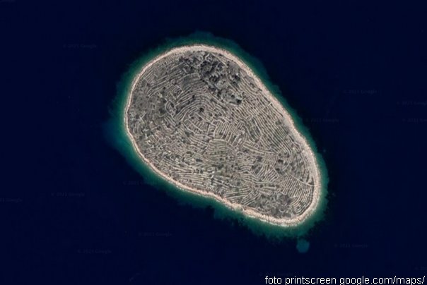 Bavljenac ostrvo hrvatska