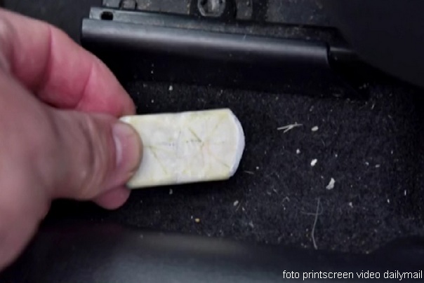 komadići prljavštine