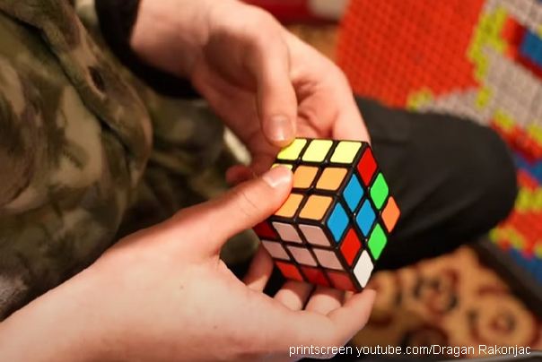 rubikova kocka tesla