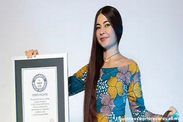 Aliia Nasyrova najduža kosa