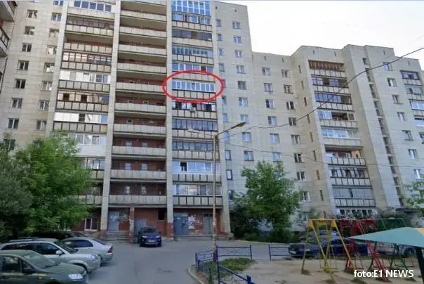 zgrada pad sa sprata