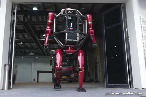 prvi pravi mech GD01